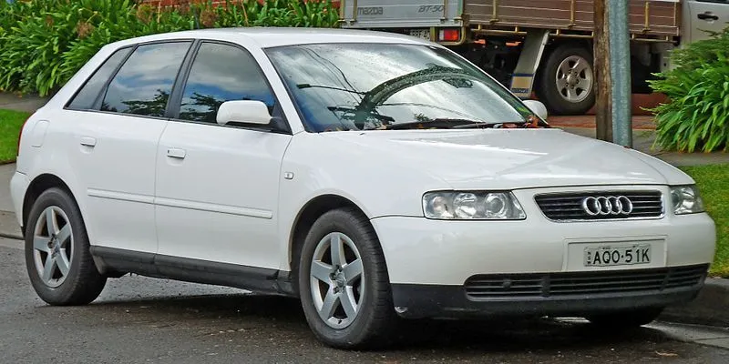 Ауди-A3 8L