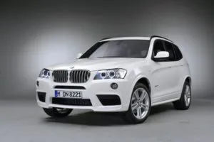 Предохранители и реле BMW X3 (E83; )