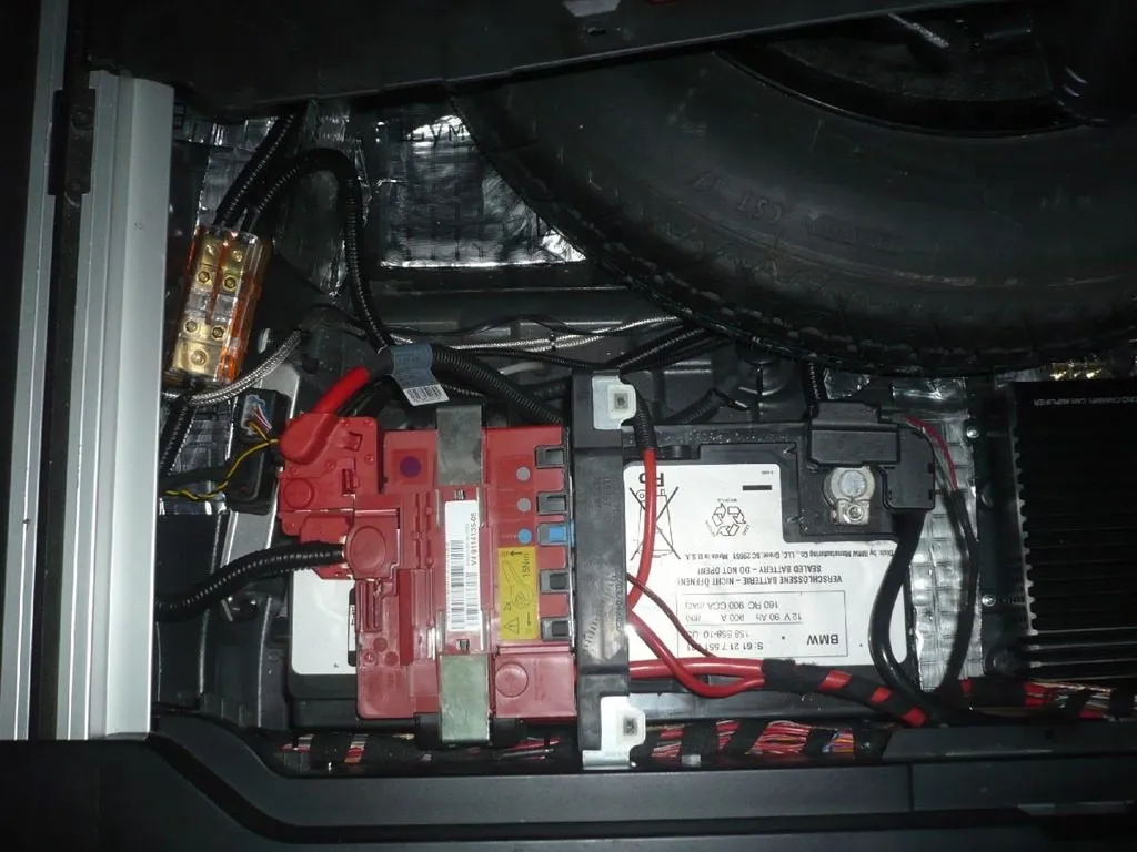 Предохранители и блоки реле для BMW X5 (E70) (2006-2013) со схемами и описанием