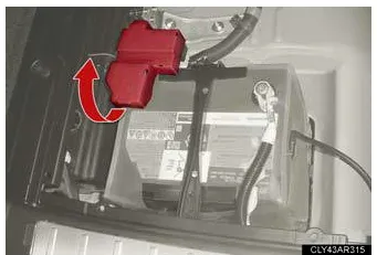 Розташування у багажнику запобіжників Lexus RX 350